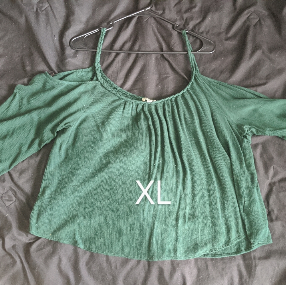 Green crop top
